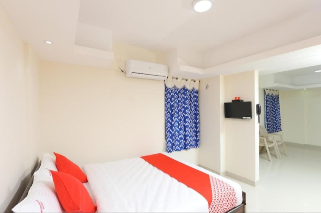 Phoenix Inn Chennai Exterior foto